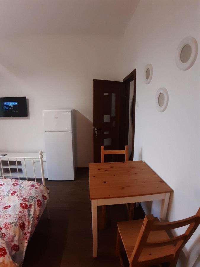 Romantic Calm Apartments Piata Universitate 부쿠레슈티 외부 사진